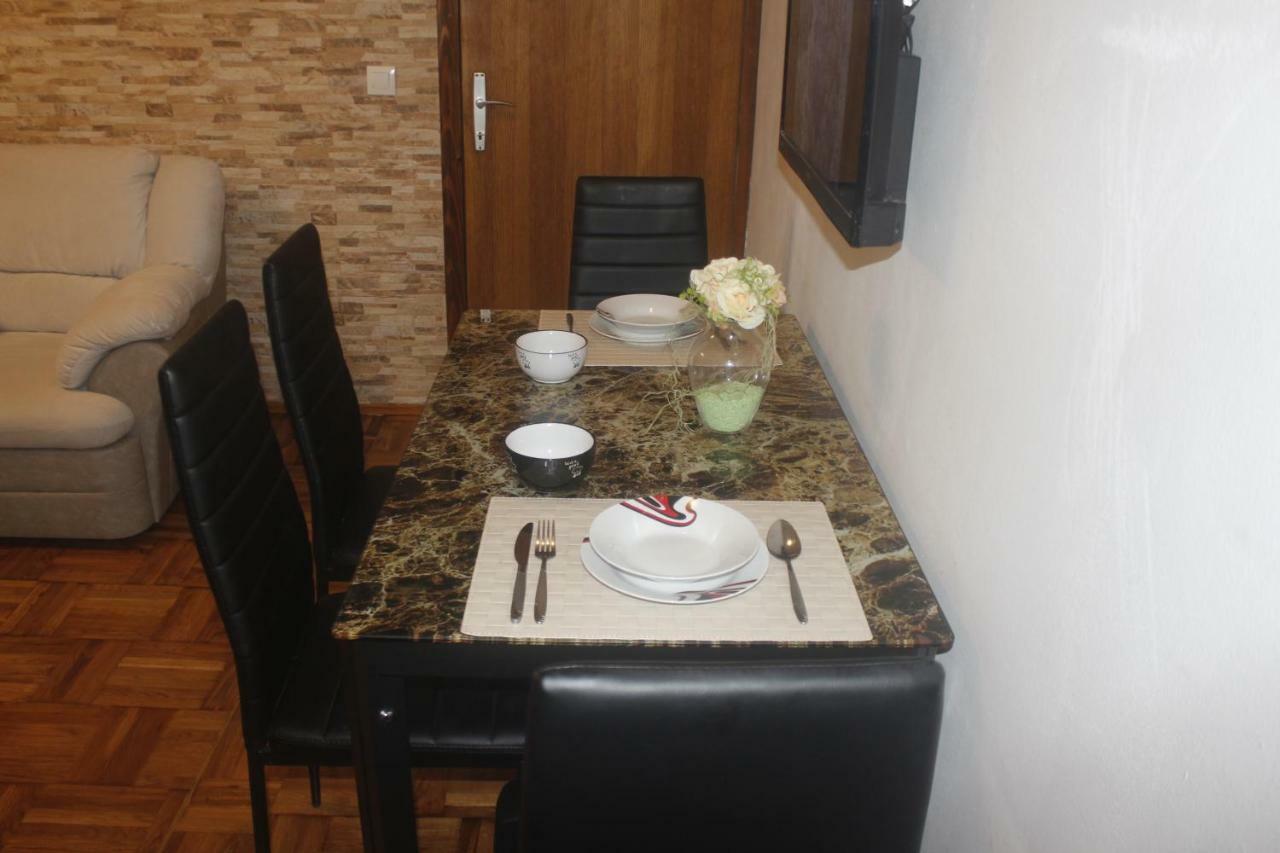 Apartman Jadranka Njivice Esterno foto